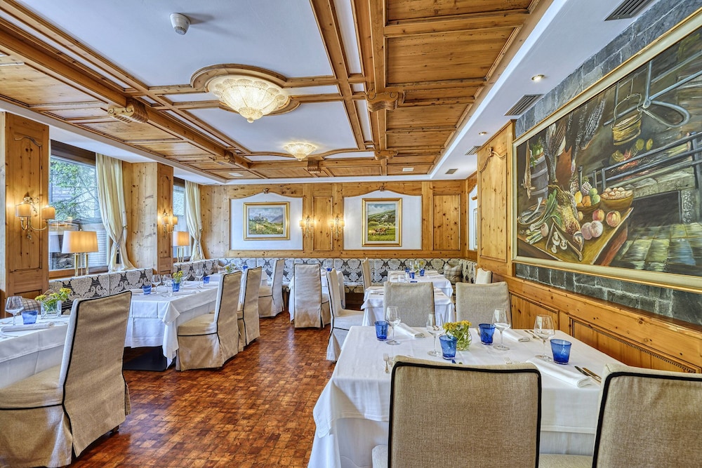 Majestic Mountain Charm Hotel 47/58