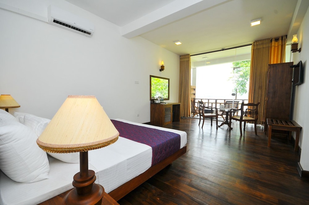 Oga Reach Hotel 14/42