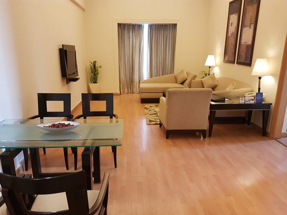 Park Plaza Gurugram 50/66