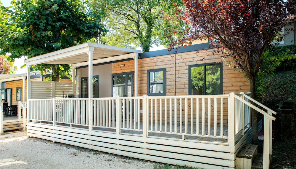 Camping Weekend Glamping Boutique 3/50