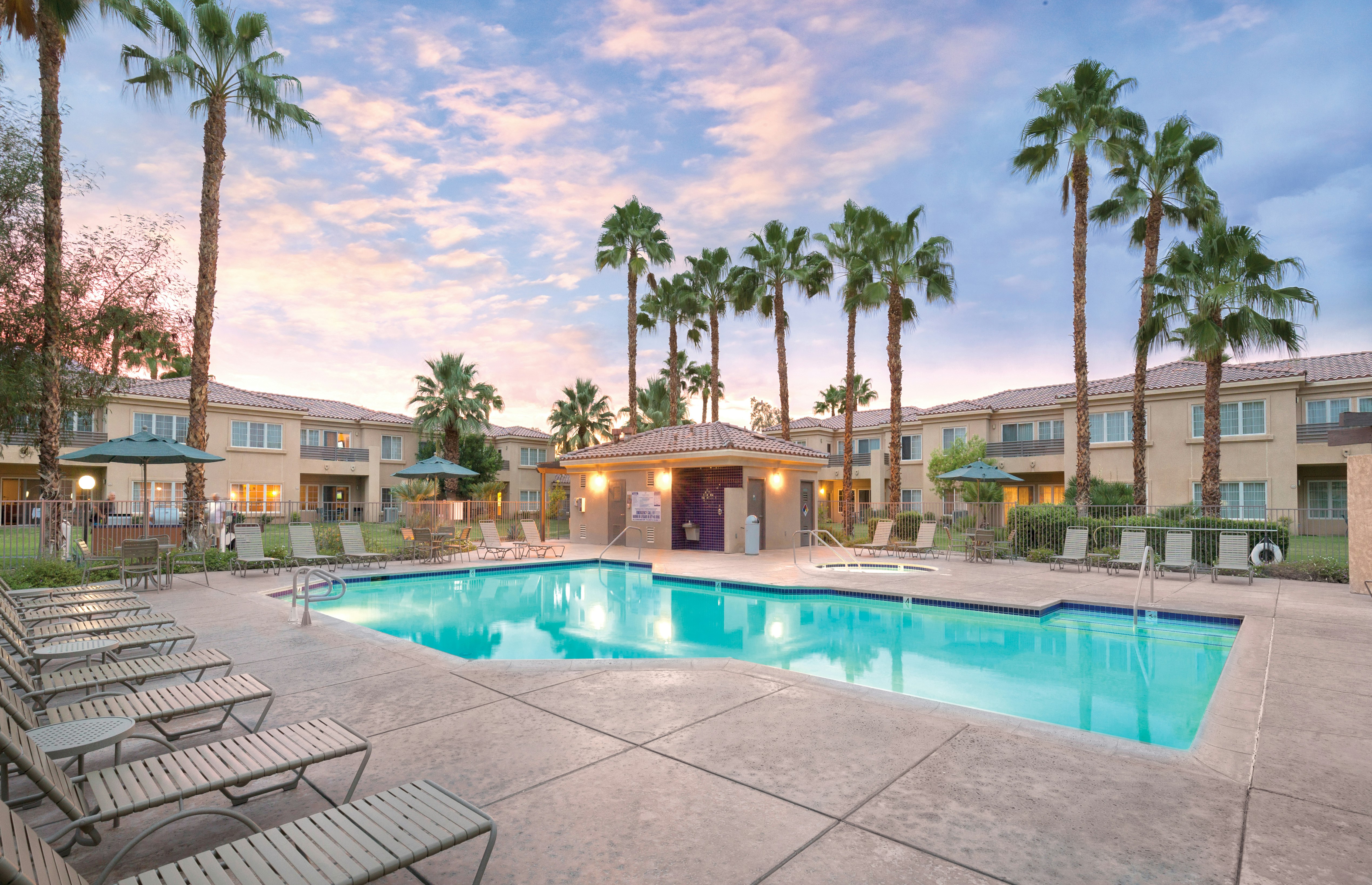WorldMark Cathedral City 48/48