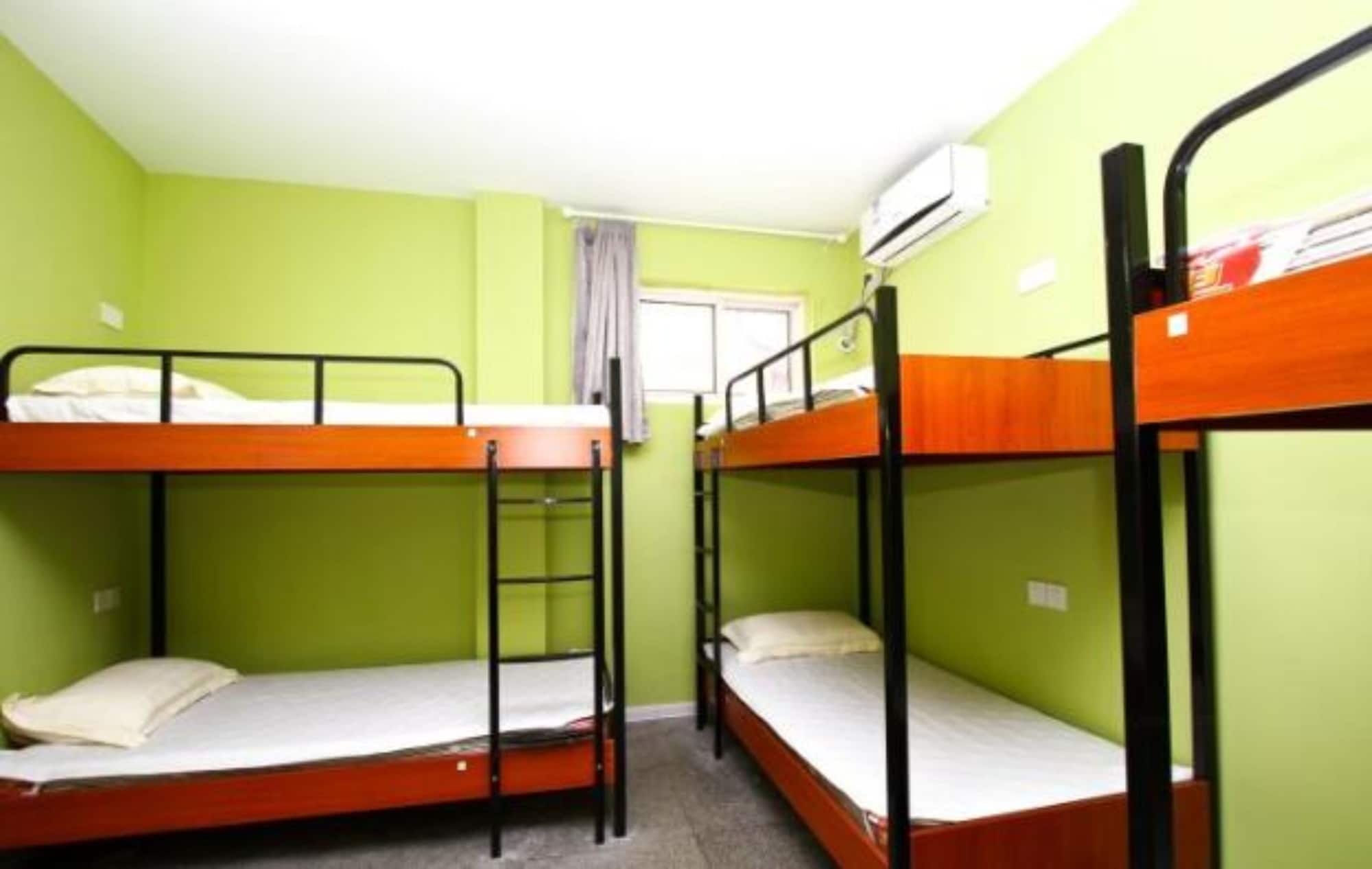 FEMALE DORM, 6 BEDS
