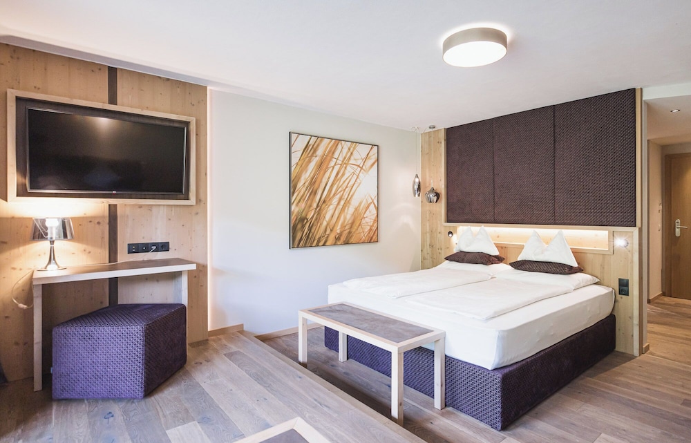 Alpine, Junior Suite, Double Bed