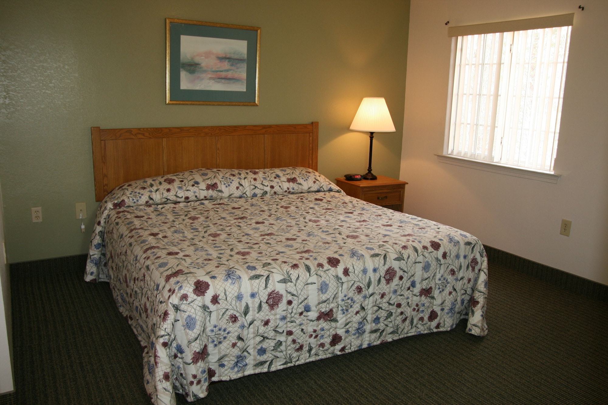 Suite, Queen Bed