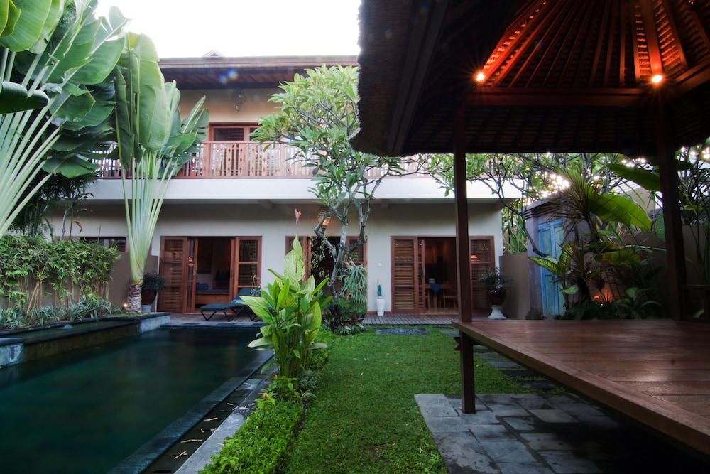 Ajanta Villas 2/71