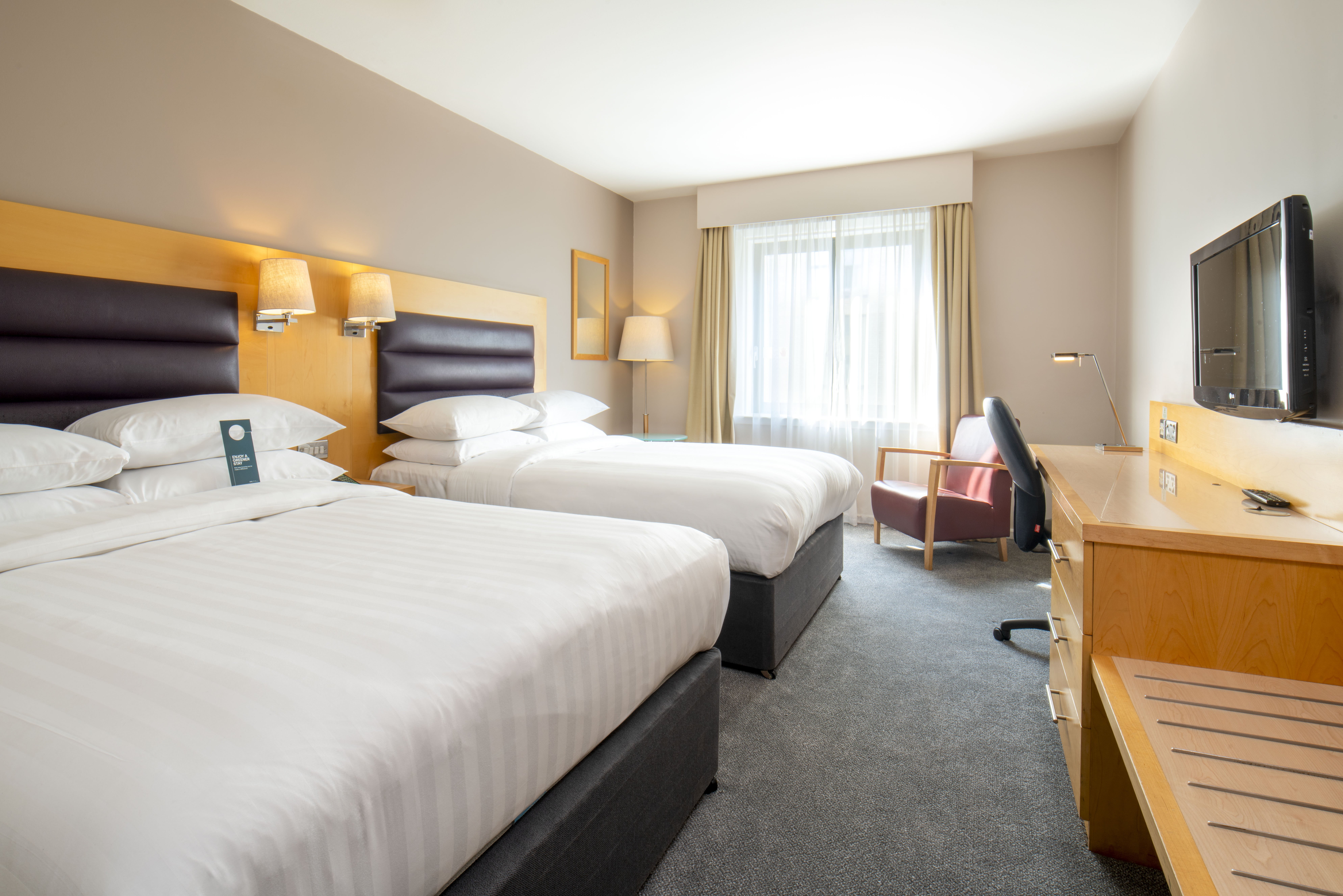 Holiday Inn London Brentford Lock 22/60