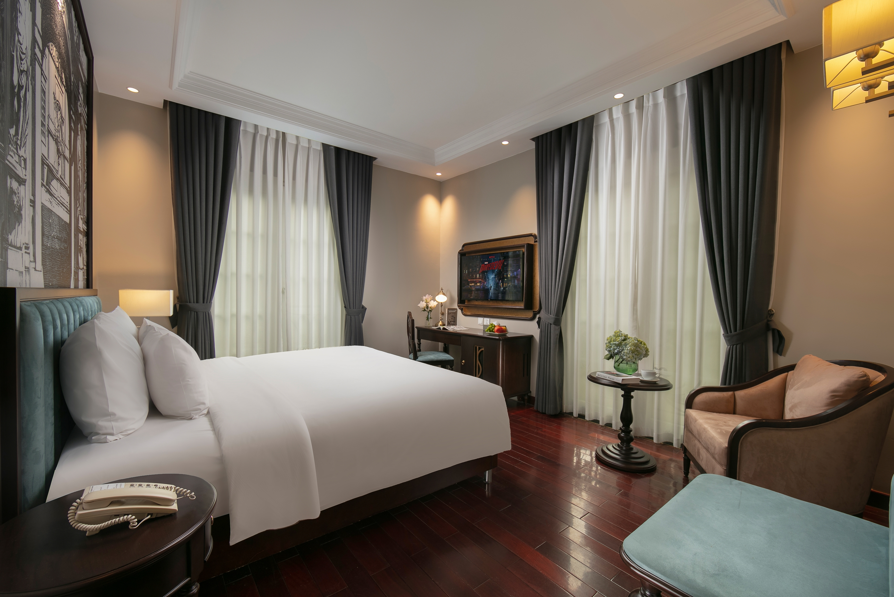 honeymoon, Sunline Hotel 3/6
