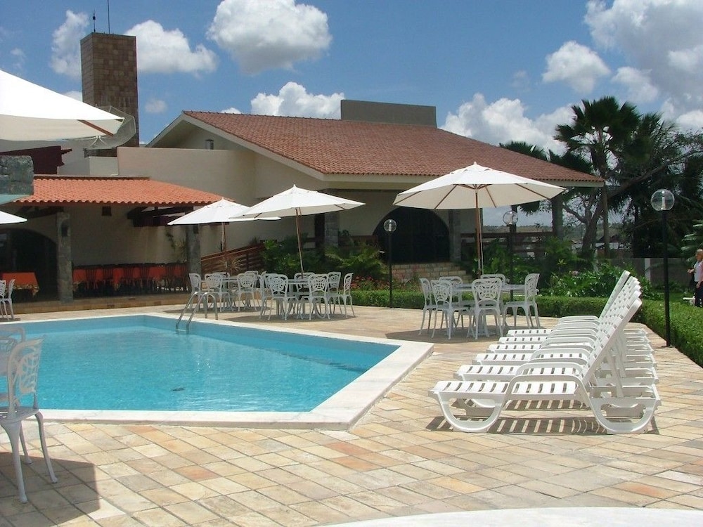 Hotel Tres Palmeiras 2/35