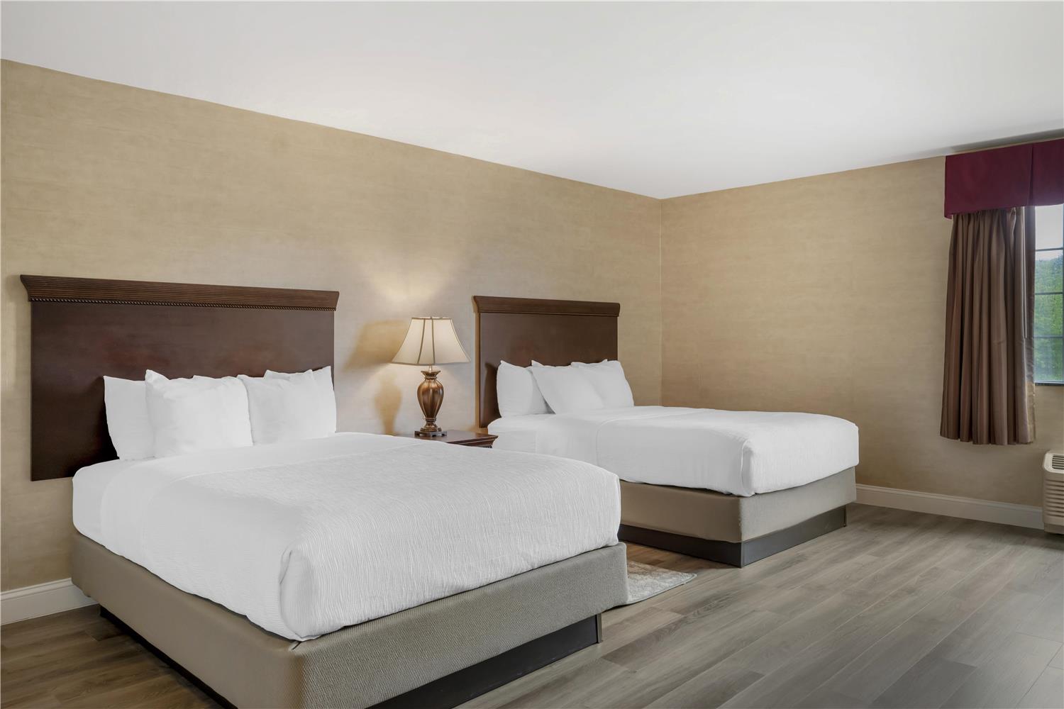 Best Western Plus Vineyard Inn & Suites 8/51