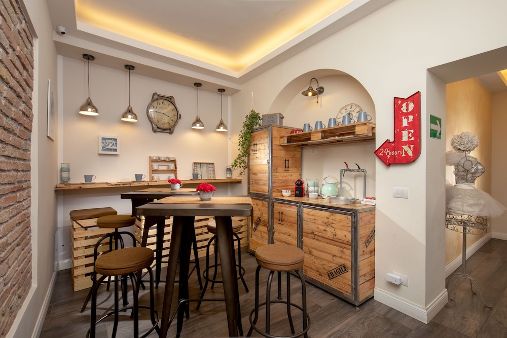 Spagna Secret Rooms 38/42