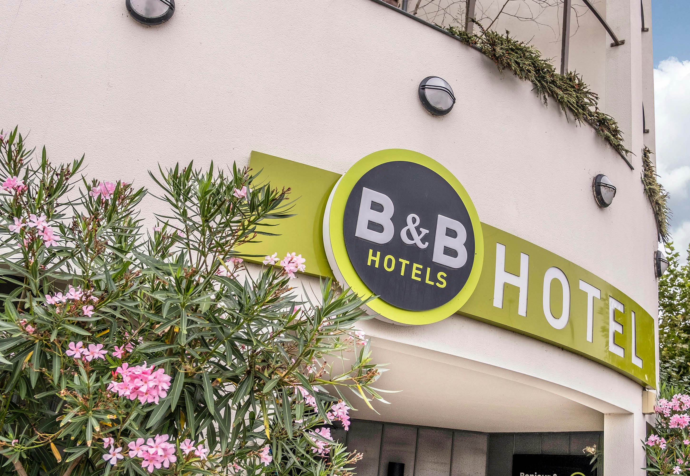 B&B Hotel La Rochelle Centre in LA ROCHELLE