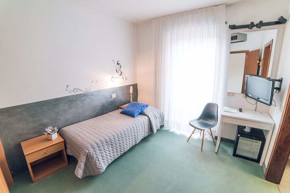 Hotel Everest 25/70
