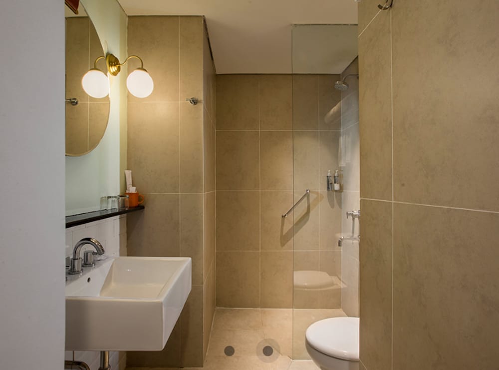 Hotel Kampi Surabaya 35/36