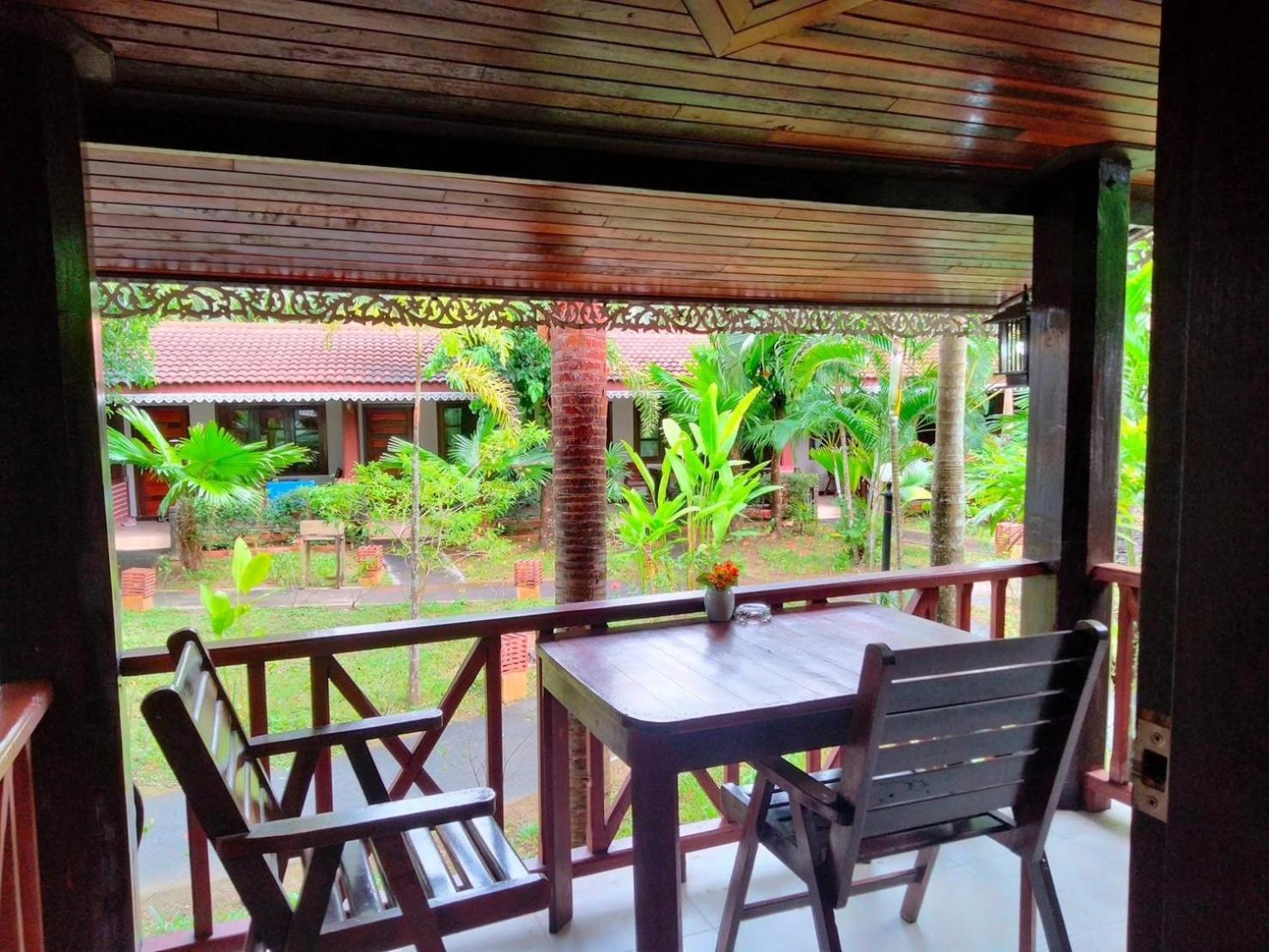 Sangsawan Palace Khaolak Hotel 87/98