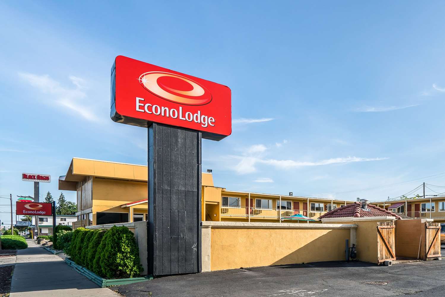 ECONO LODGE 35/36