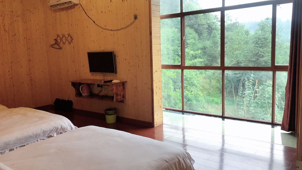 One Step To Heaven Inn 14/50