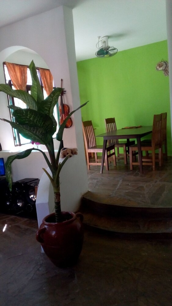 Akogo House 19/29