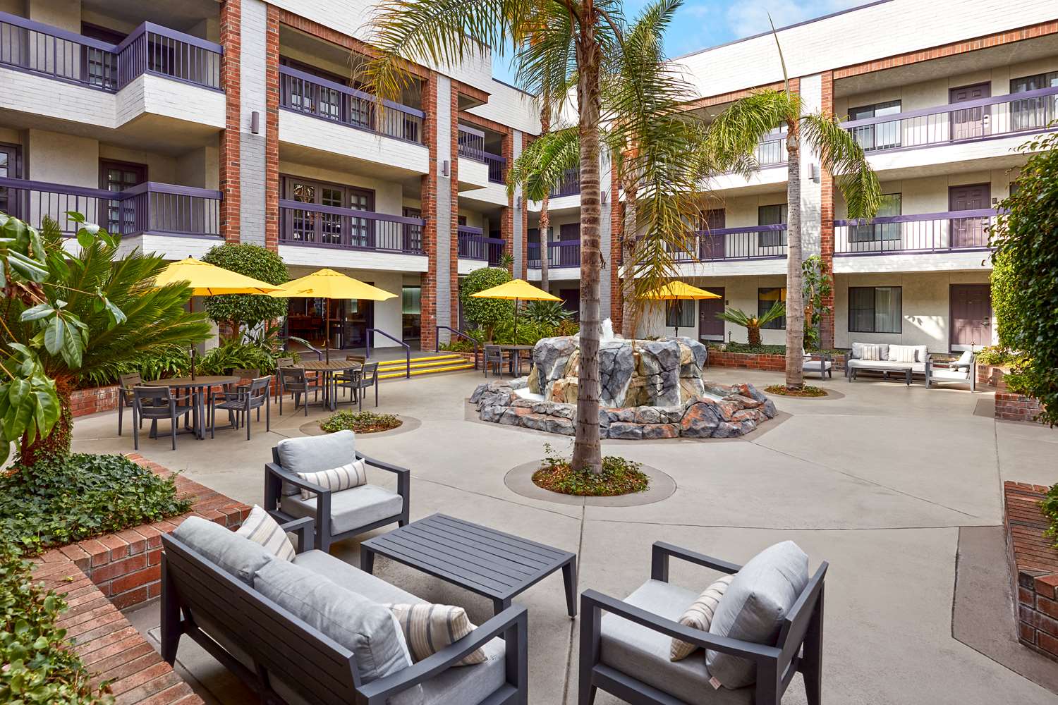 Best Western Plus Meridian Inn & Suites, Anaheim-Orange 18/31