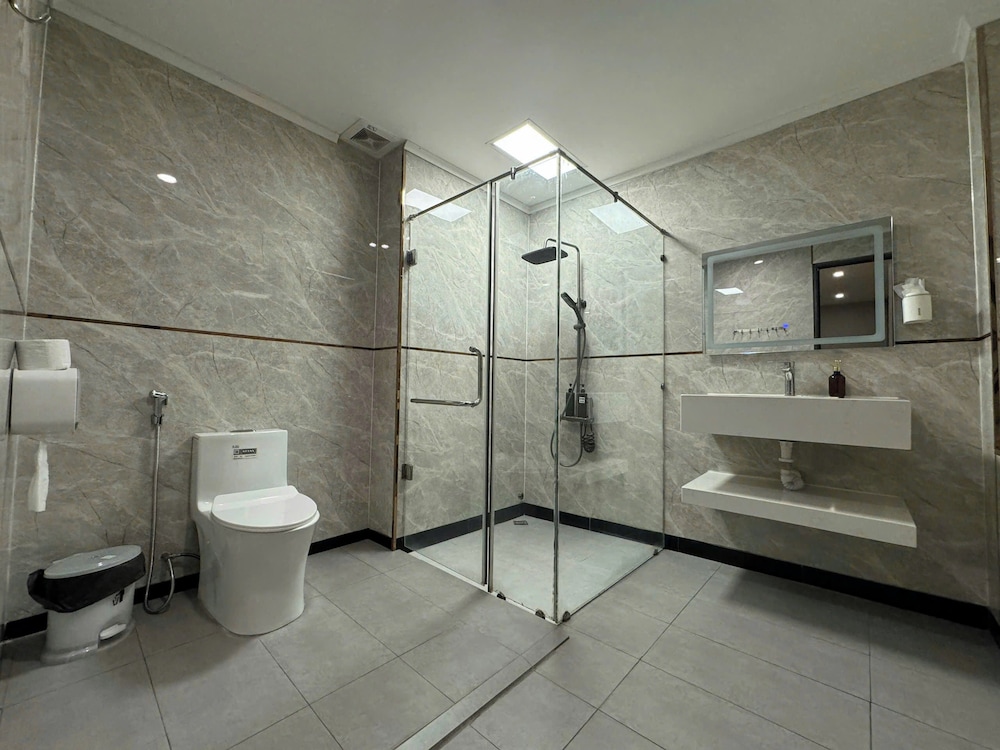 Moc Huong Hotel 44/49