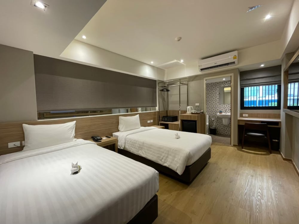 Almas Hotel Bangkok 25/65