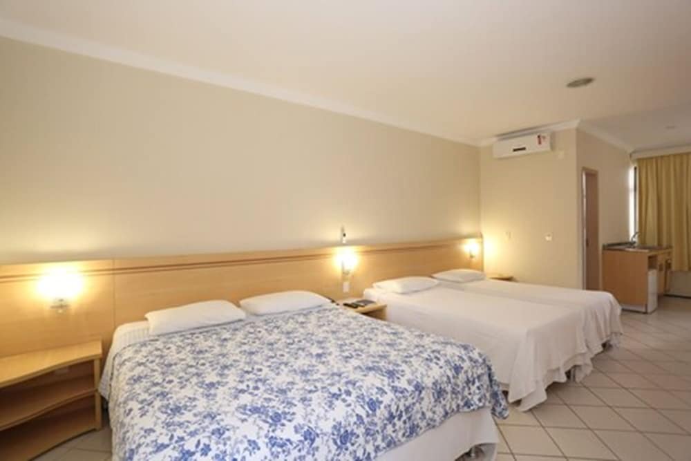 Litoranea Praia Hotel 16/40