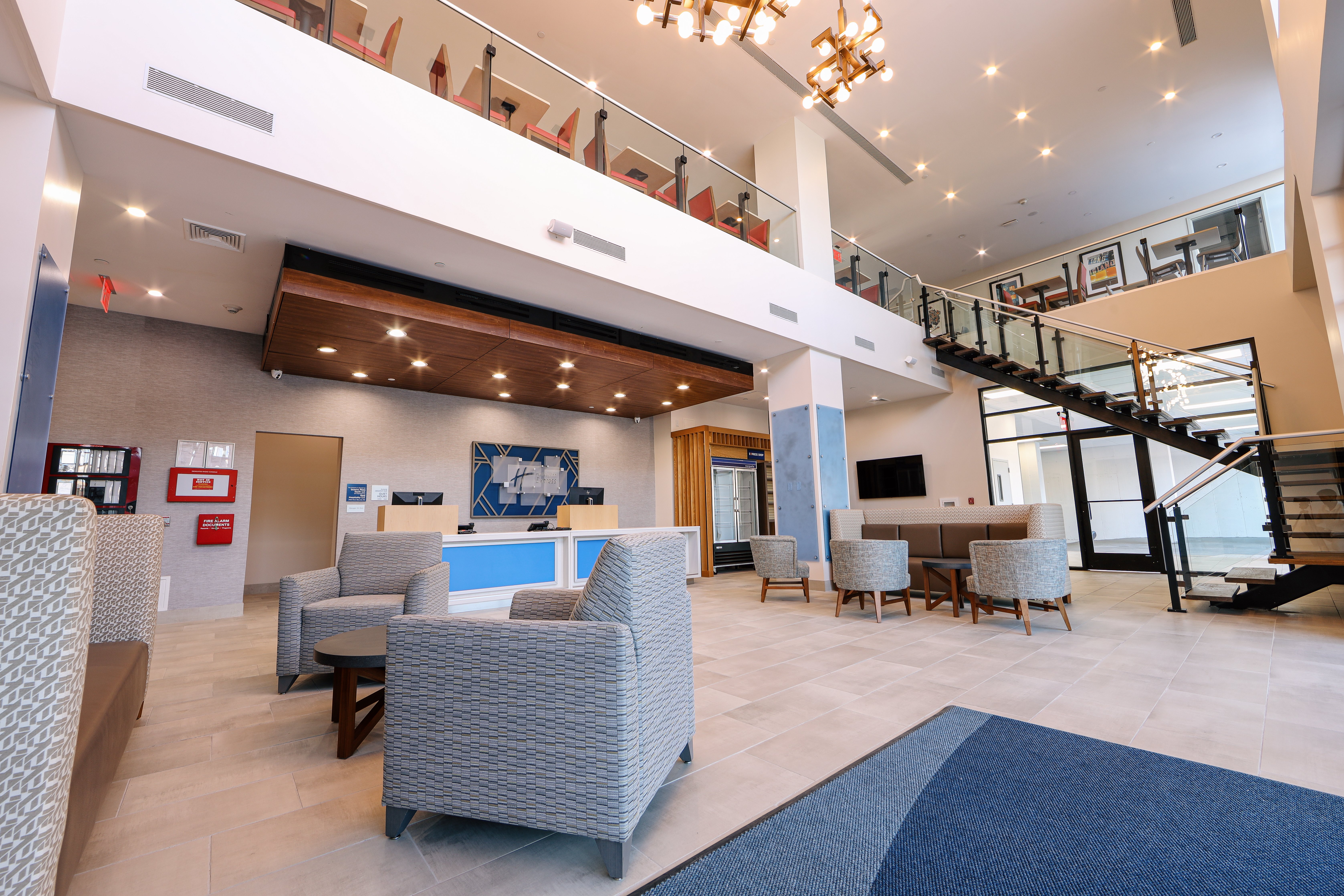 Holiday Inn Express Long Island City E New York, an IHG Hotel 32/48