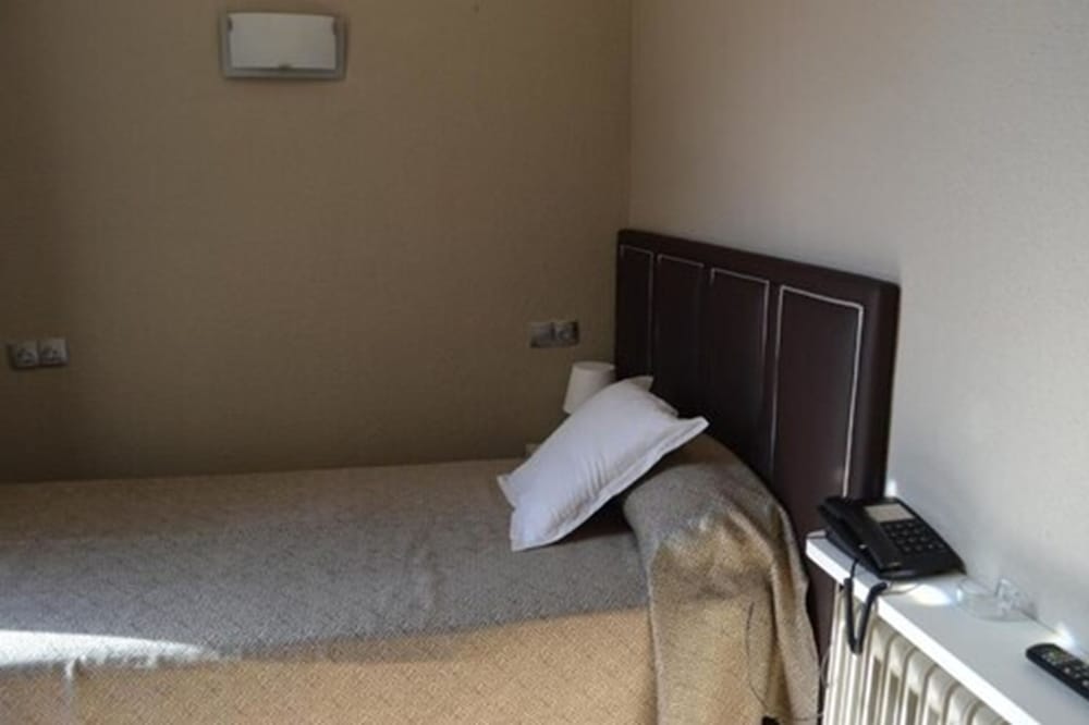 HOTEL CIUTADELLA 25/52
