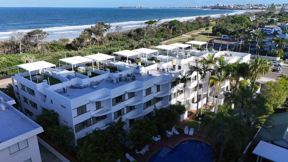Camargue Beachfront Apartments 2/50