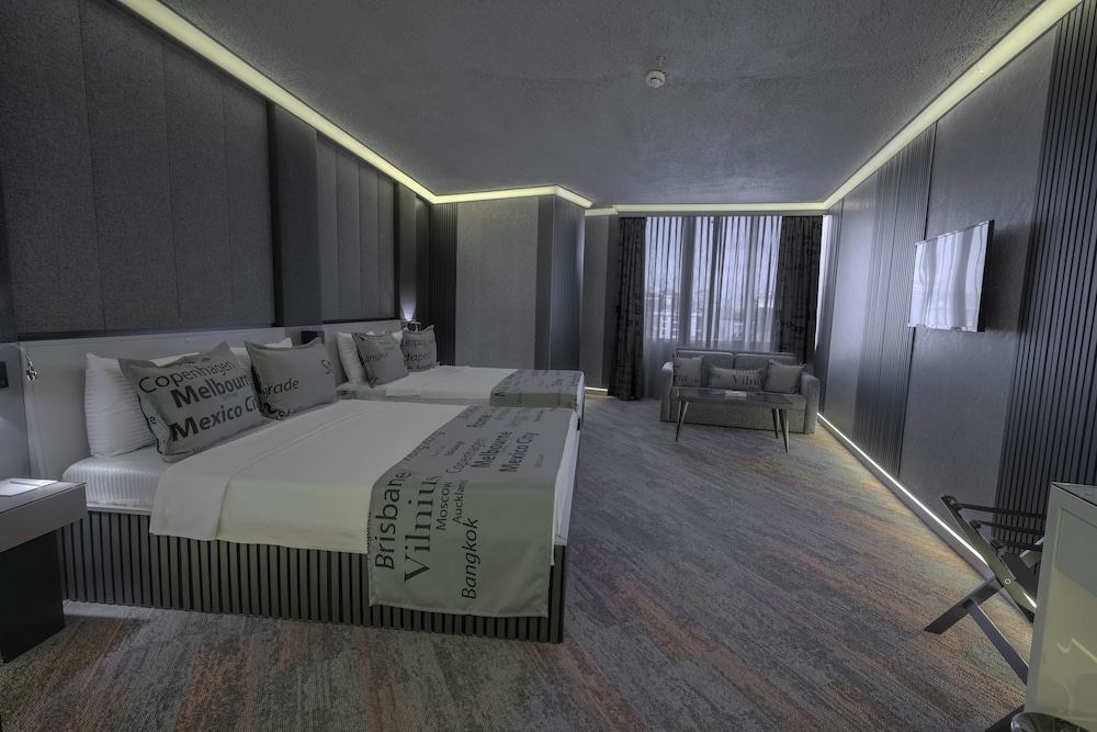 غرفة سوبيريور بسرير كينج وسرير فردي، Tryp By Wyndham Istanbul Sancaktepe 7/10