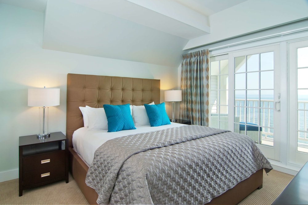 Waters Edge Resort Spa 13/50