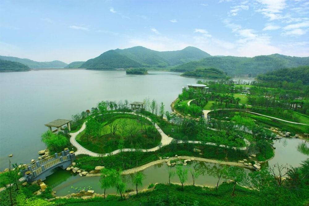 New Century Resort Jiu Long Lake Ningbo 48/53