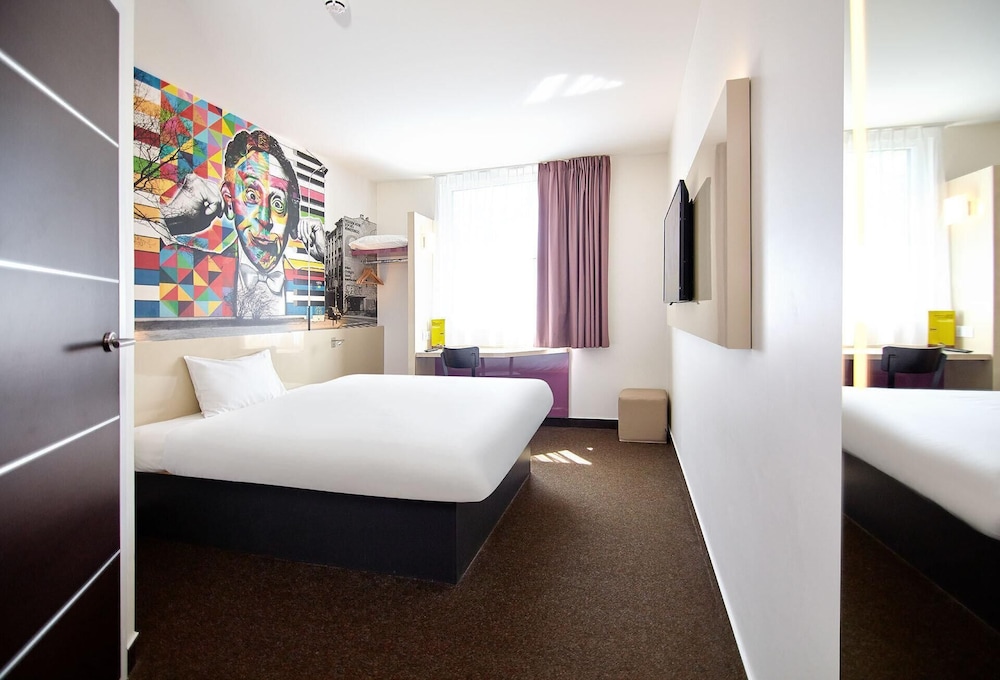غرفة قياسية بسرير مزدوج، B&b Hotel Lodz Centrum 2/10