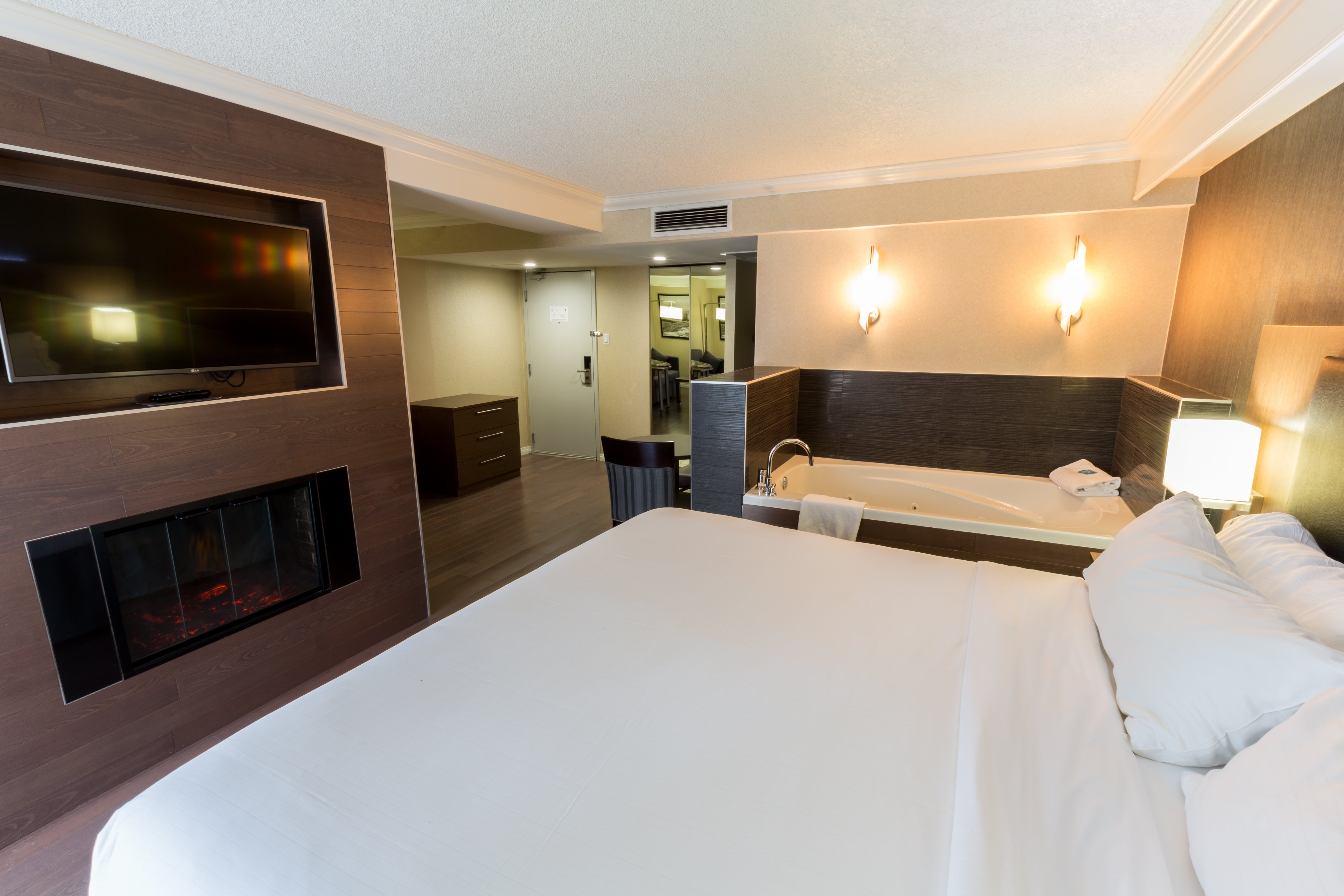 Holiday Inn Express Edmonton Downtown 17/56