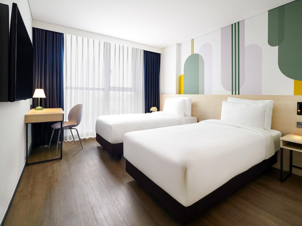 SUPERIOR, TWIN BEDS