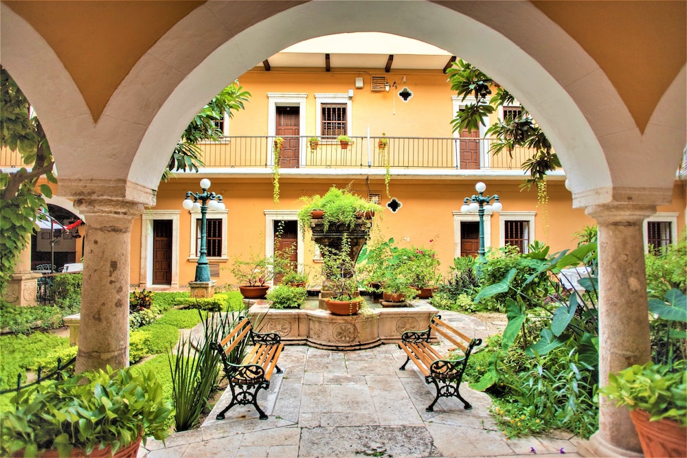 Hotel Caribe Merida Yucatan by Kavia 4/49