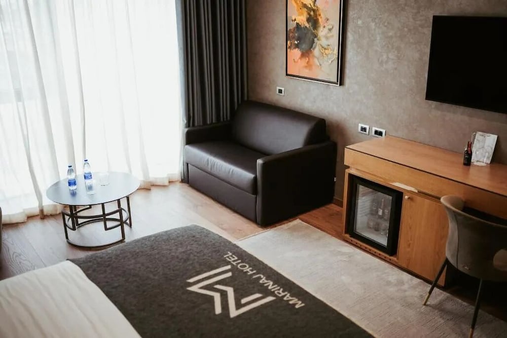 Marinaj Hotel 37/53