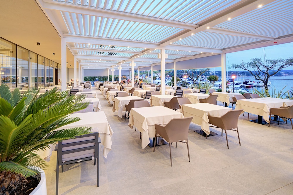Riva Luxury Hotel 52/69