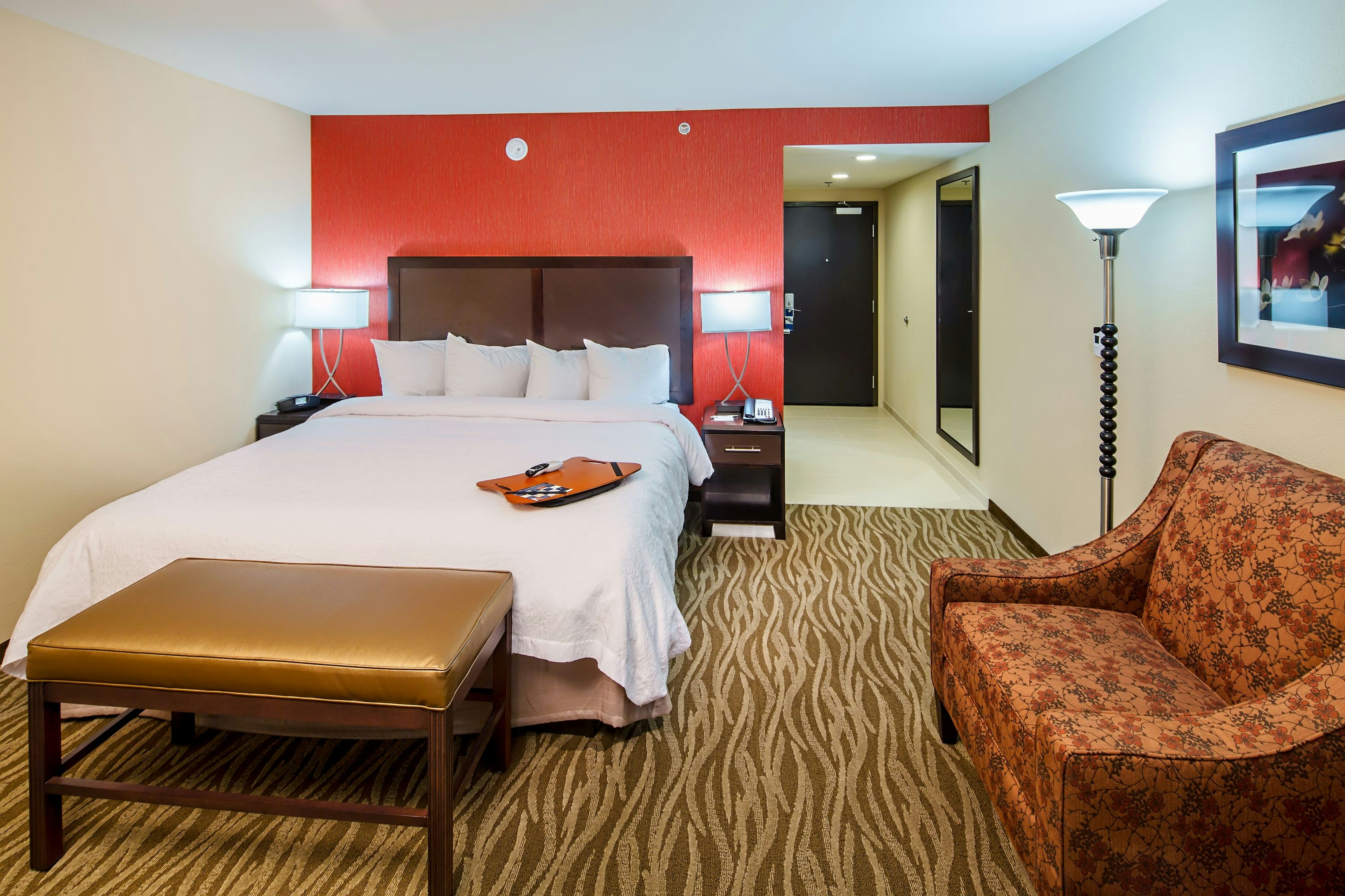ROOM, KING BED