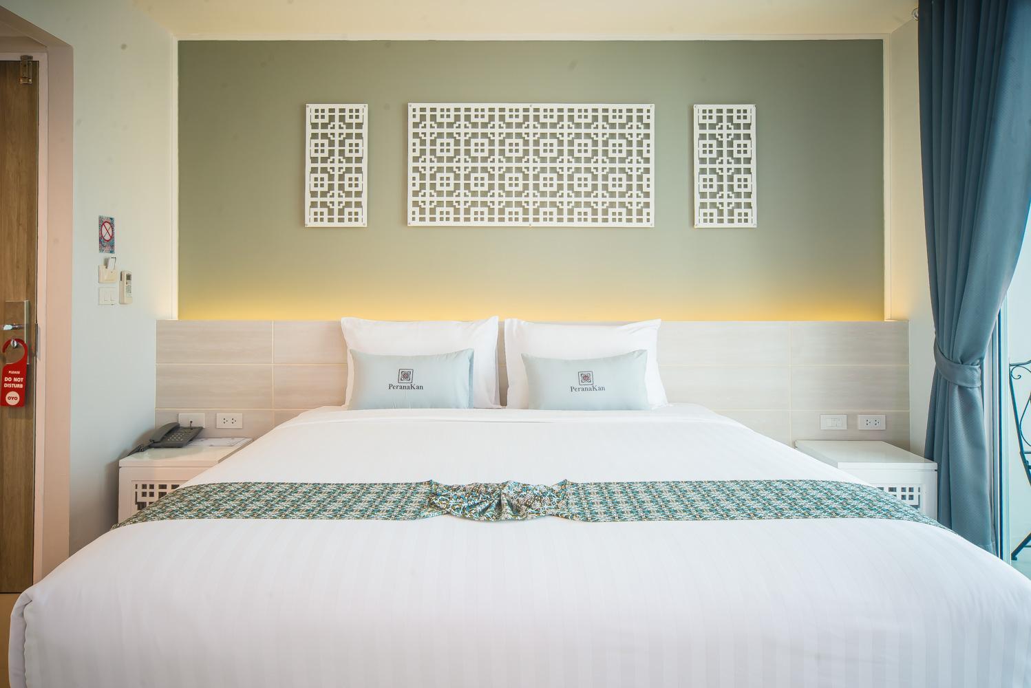 Peranakan, Superior