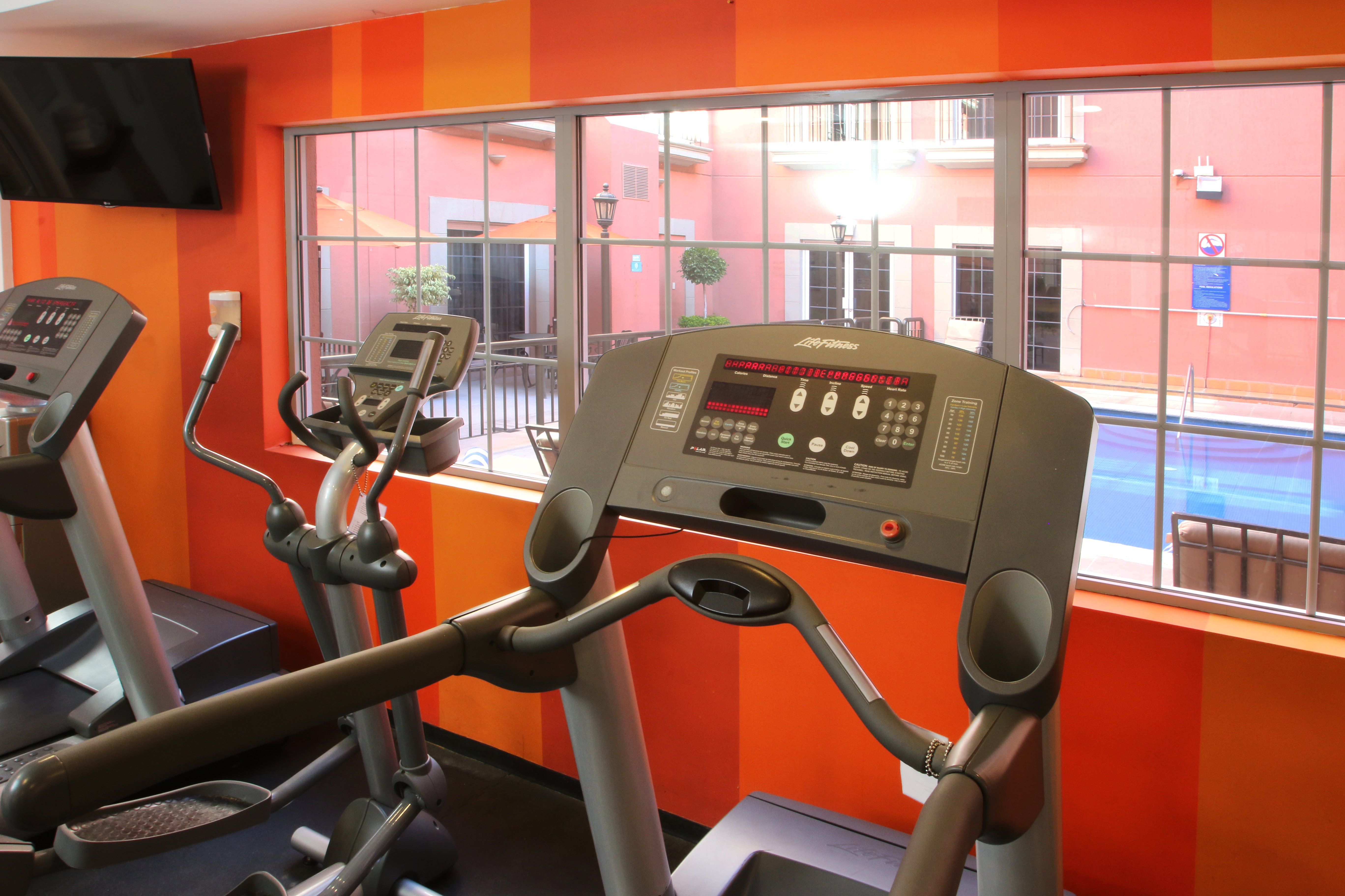 Holiday Inn Express Torreon 38/69