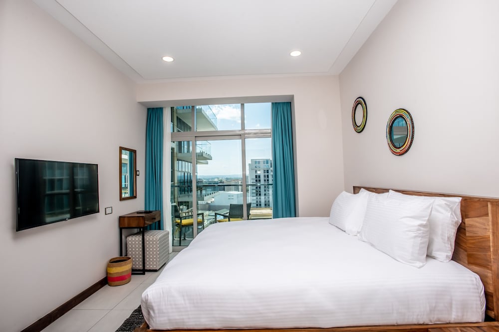1.5 BEDROOMS, SUPERIOR, SUITE