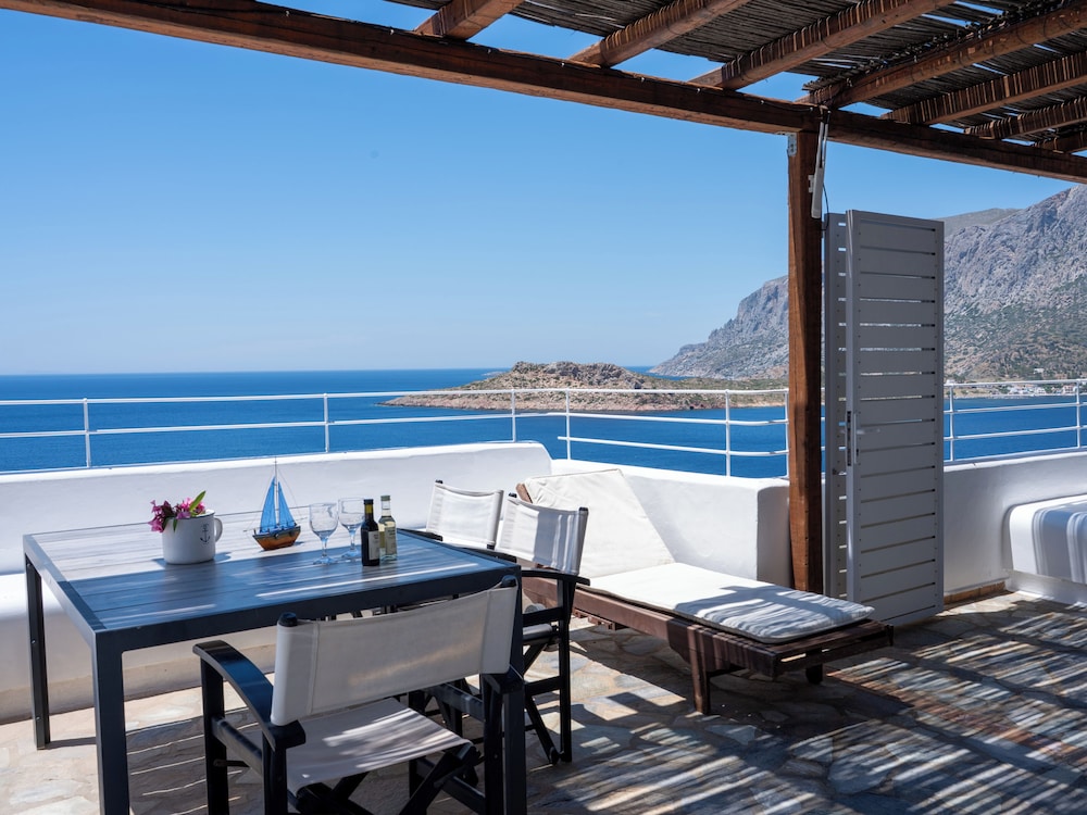 Blue Dawn Kalymnos 36/50