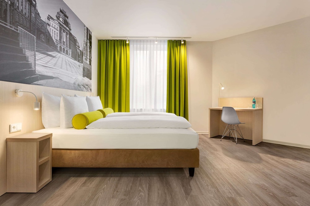 Super 8 by Wyndham Chemnitz 13/57
