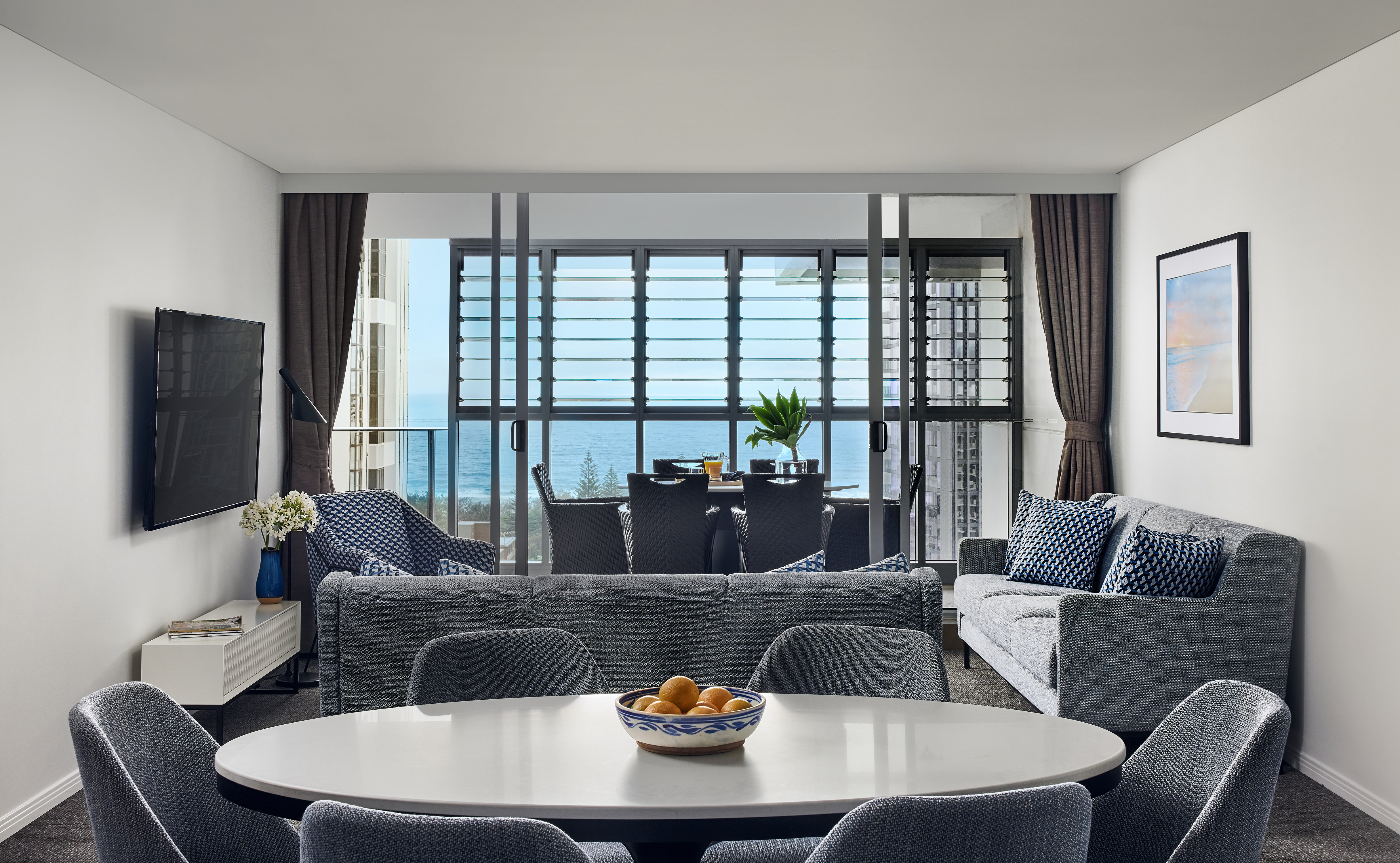 Meriton Suites Broadbeach 25/37