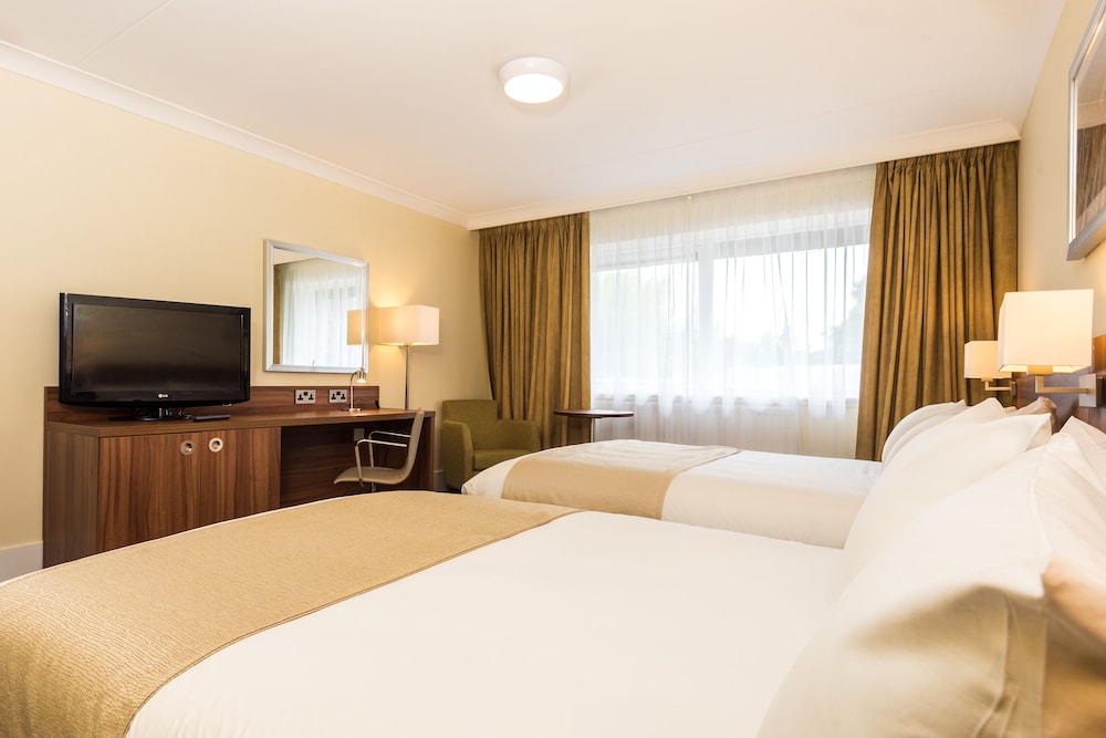 Holiday Inn Lancaster 19/75