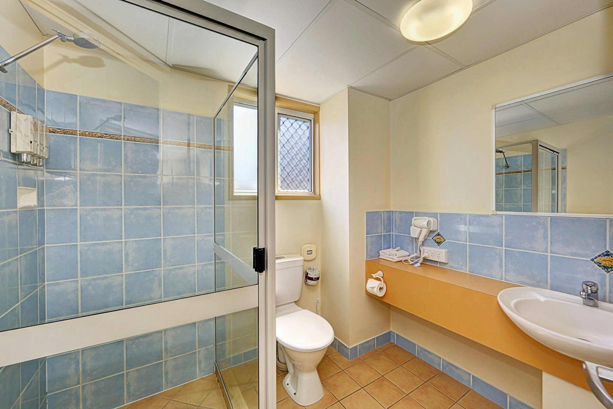 VILLA MIRASOL MOTOR INN 29/32