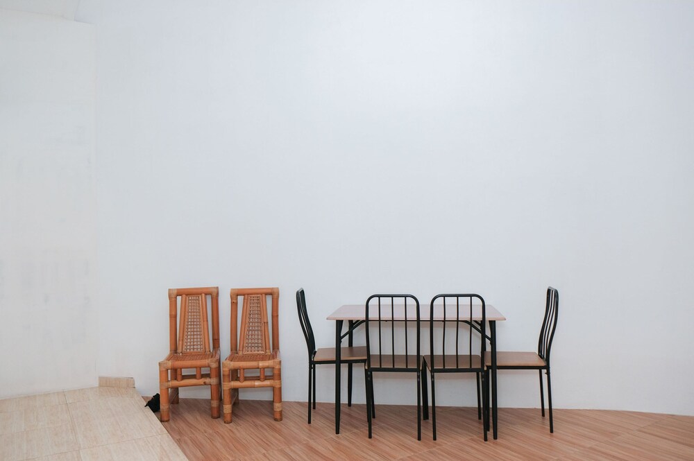 OYO 1454 111 Residence 16/18