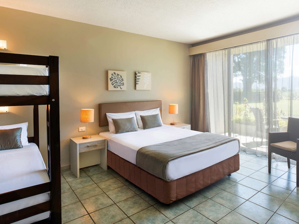Novotel Nadi 15/73