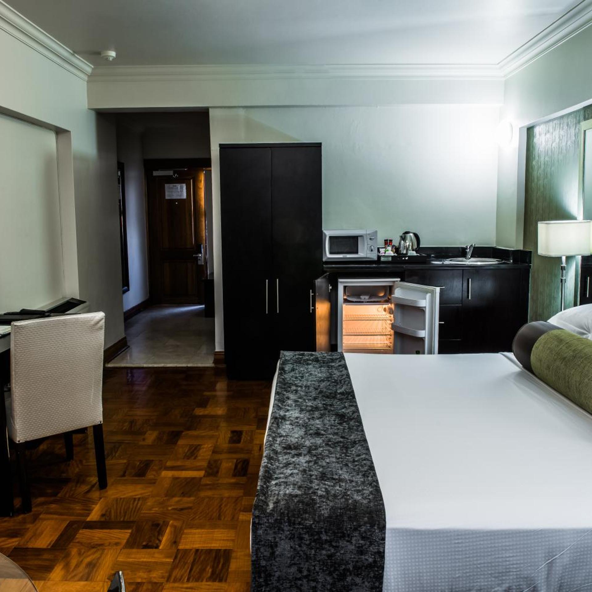 غرفة سوبيريور بسرير مزدوج أو سريرين منفصلين، Belaire Suites 7/10