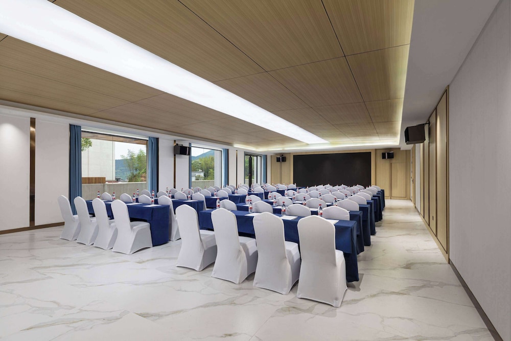 Days Inn by Wyndham Pingxiang Wugong Mountain 27/28